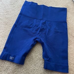 Set Active Bike Shorts. S/M.